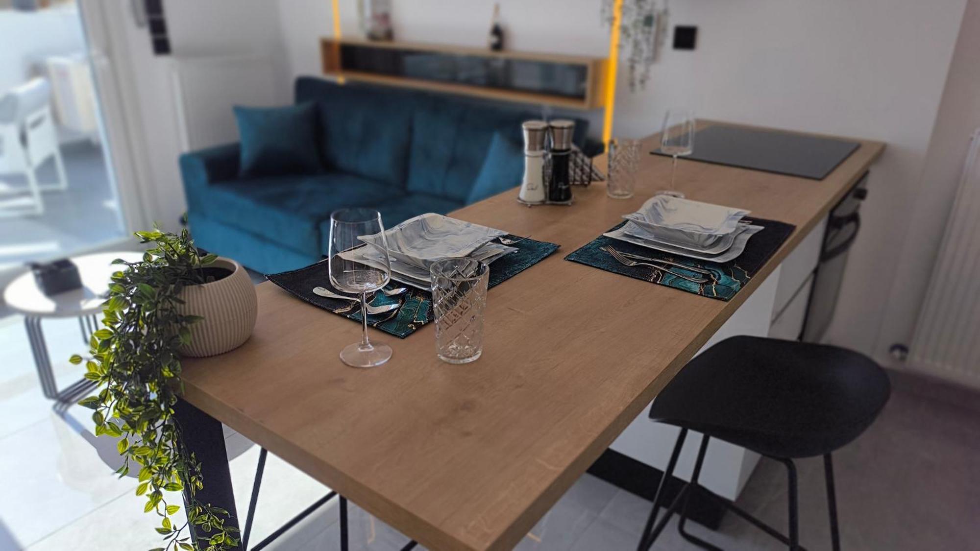 Larisa Absolute Suites, Sky View Smart Home Exterior foto
